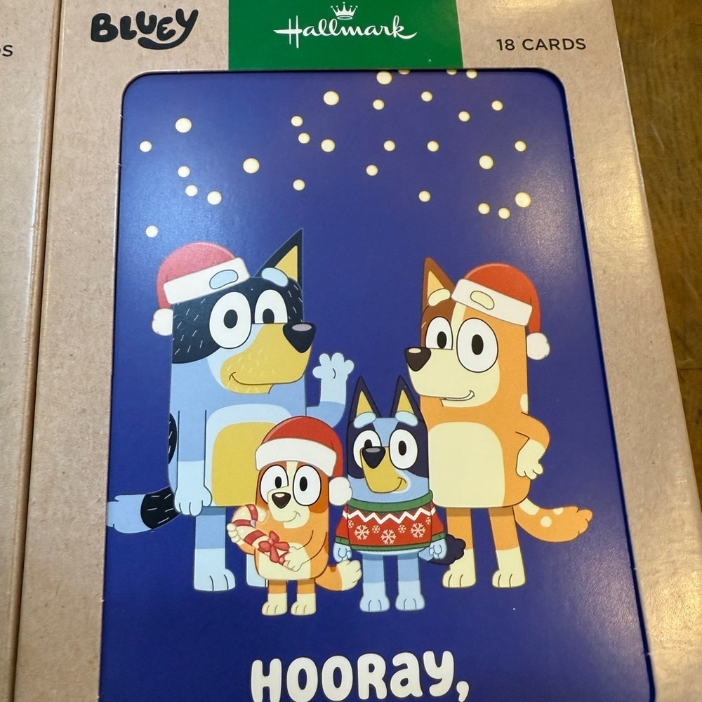 Hallmark Bluey Holiday Card Boxes Bluey Santa 54 Cards Hooray it’s Christmas - Picture 10 of 16
